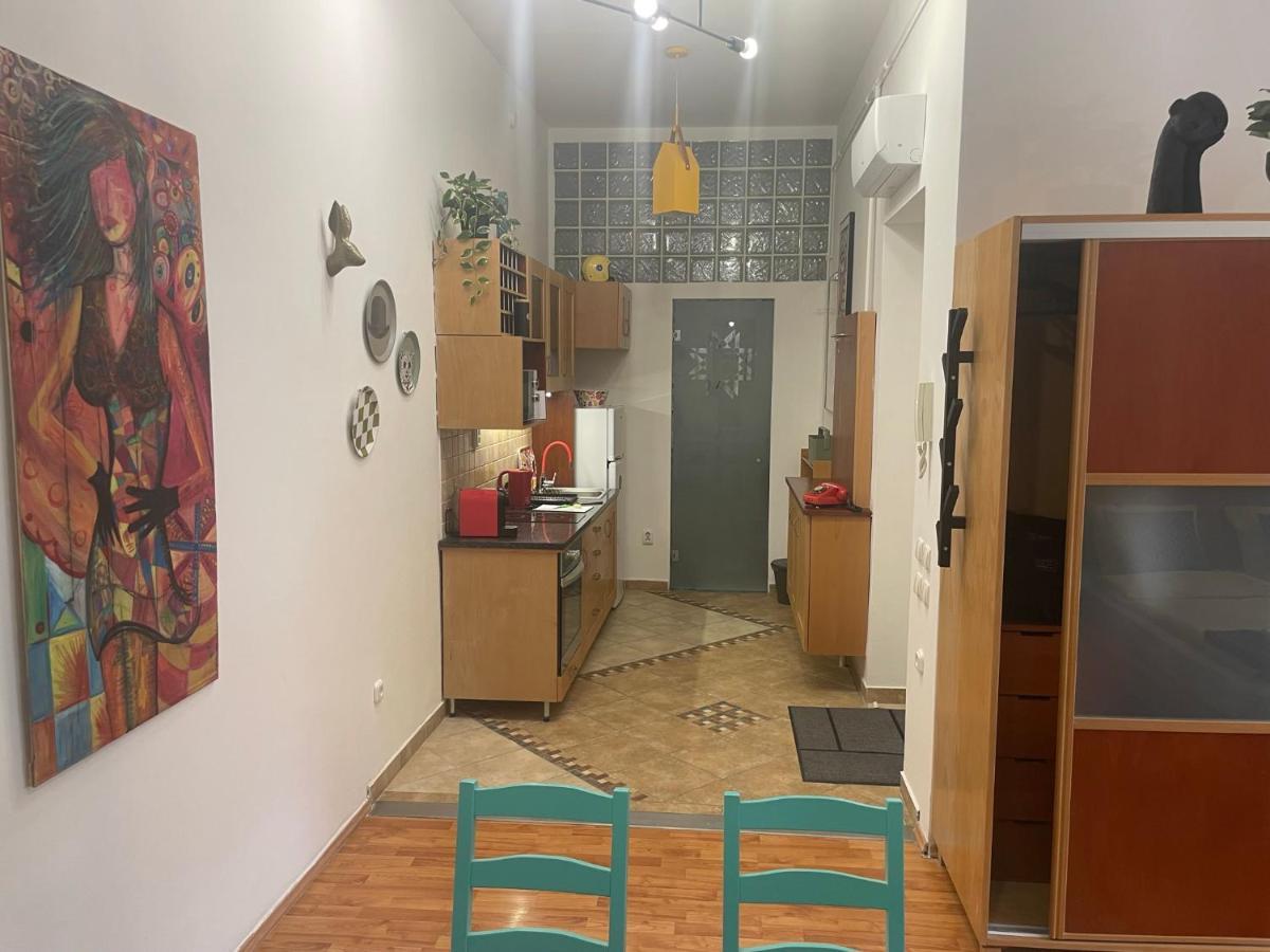 Urban Grand Central Hideaway بودابست المظهر الخارجي الصورة